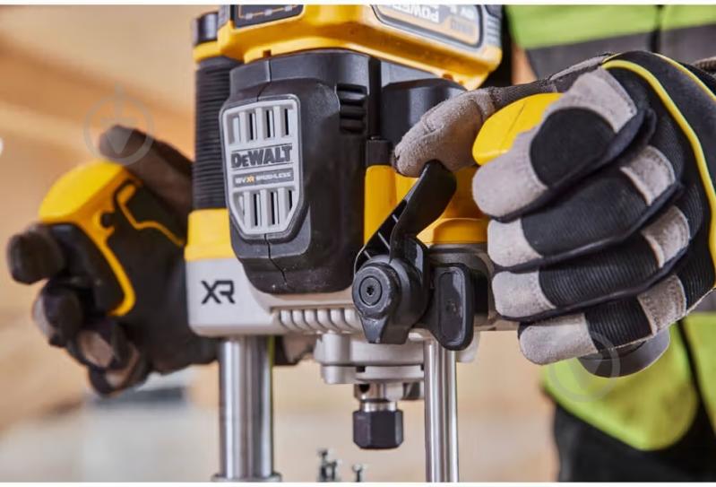 Фрезер DeWalt DCW620H2 - фото 11