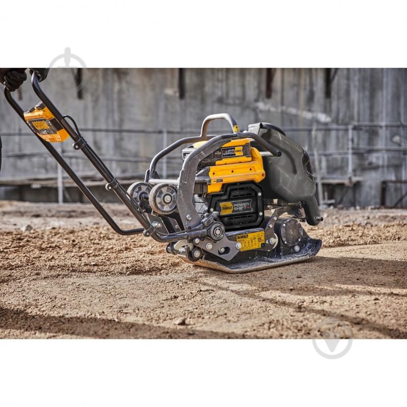 Віброплита DeWalt прямохідна акумуляторна POWERSHIFT DCPS7154N - фото 6 Віброплита DeWalt прямохідна акумуляторна POWERSHIFT DCPS7154N - фото 6