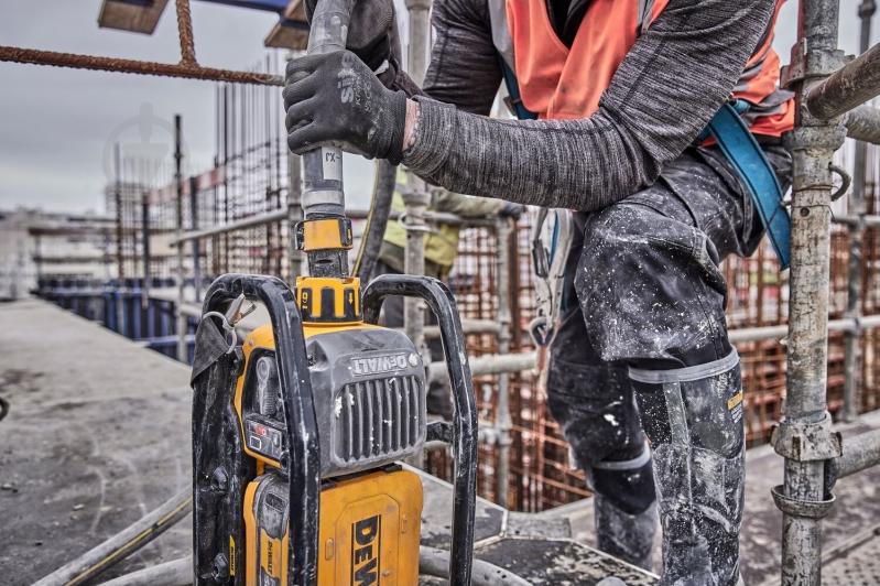 Вибратор для бетона DeWalt POWERSHIFT DCPS320N - фото 11