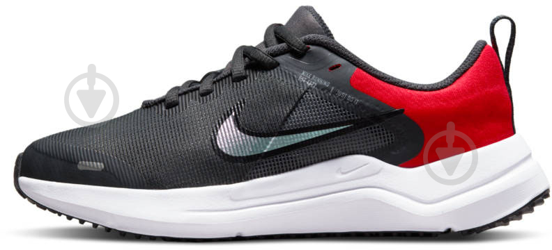 Кросівки для хлопчиків демісезонні Nike DOWNSHIFTER 12 DM4194-001 р.40 чорні - фото 3