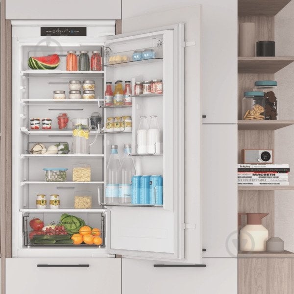 Холодильник Indesit INC20T321EU - фото 4
