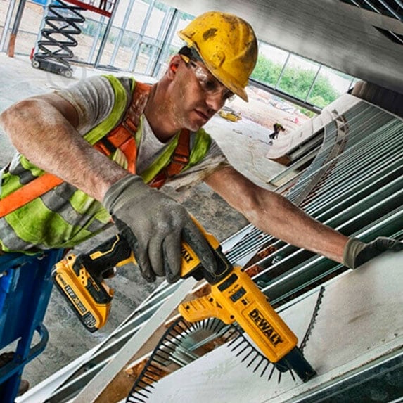 Шуруповерт аккумуляторный DeWalt DCF620N - фото 2 Шуруповерт аккумуляторный DeWalt DCF620N - фото 2