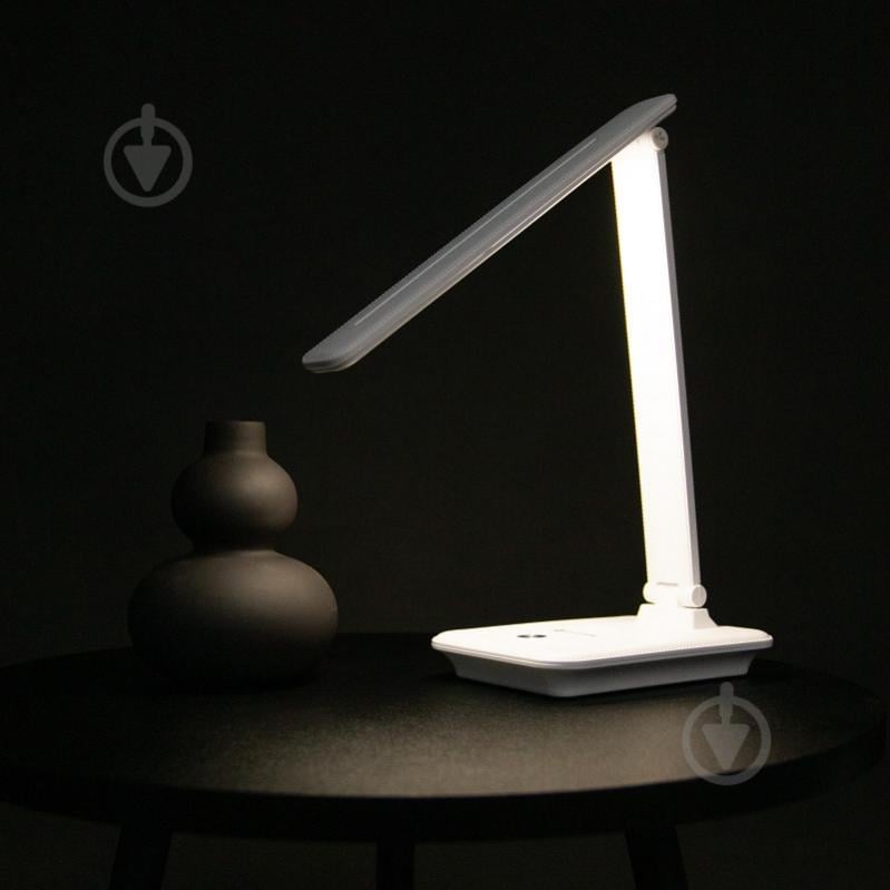 Настольная лампа аккумуляторная Electro House с функцией повербанка 1x10 Вт белый EH-TB-01W - фото 4