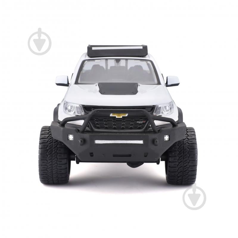 Машинка Maisto 1:24 игрушечная Chevrolet Colorado ZR2 32534 white - фото 6