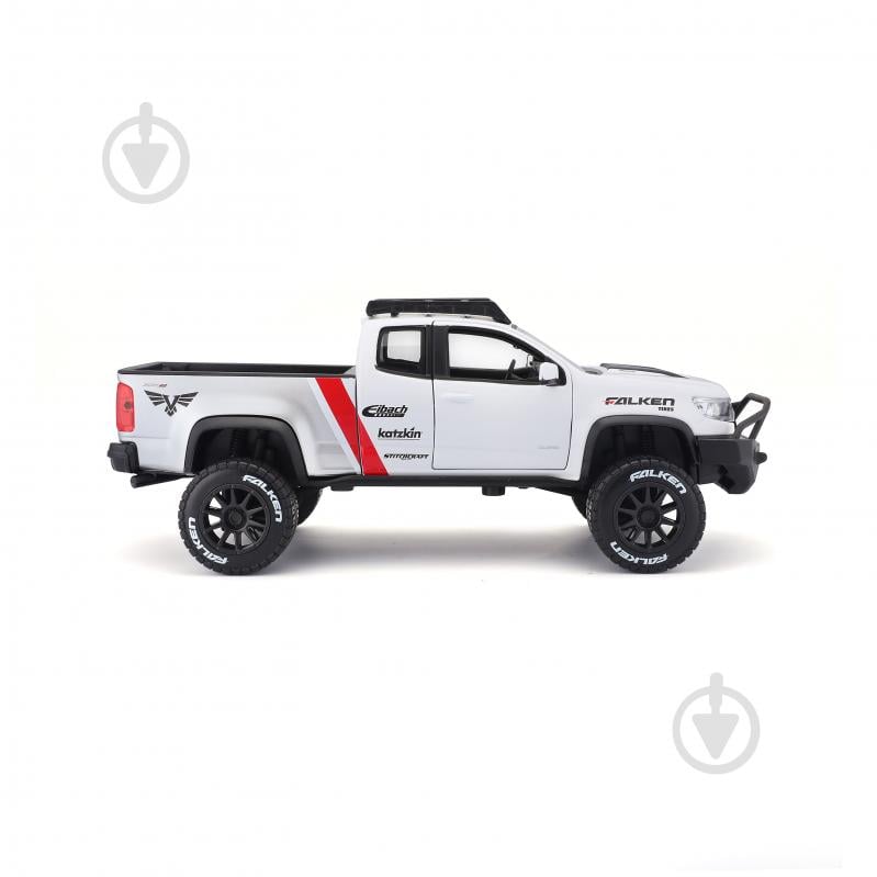 Машинка Maisto 1:24 игрушечная Chevrolet Colorado ZR2 32534 white - фото 10