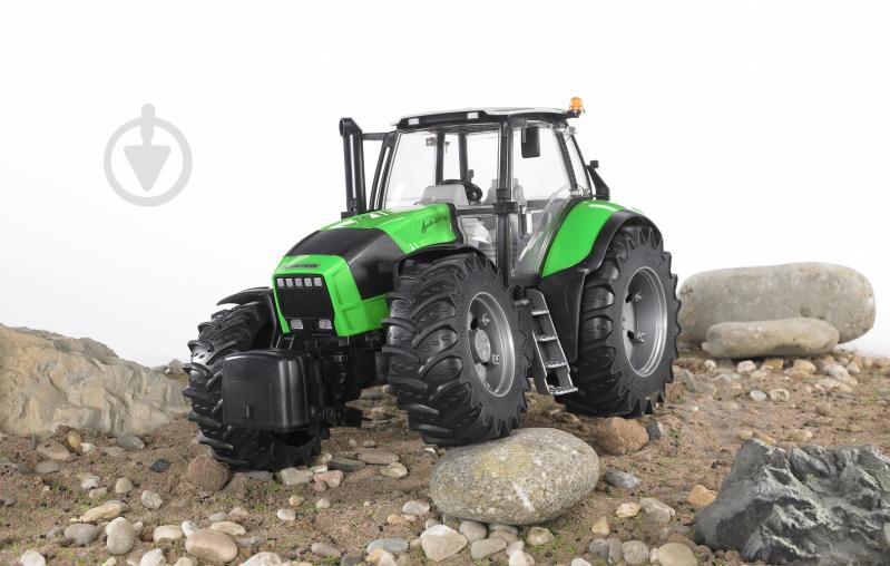 Трактор Bruder Deutz Argotron X720 1:16 03080 - фото 4 Трактор Bruder Deutz Argotron X720 1:16 03080 - фото 4