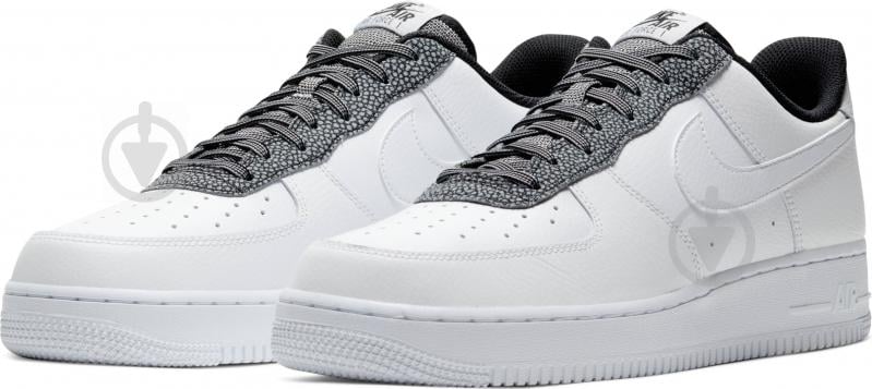 Кросівки чоловічі демісезонні Nike AIR FORCE 1 07 LV8 4 CK4363-100 р.41 білі - фото 1