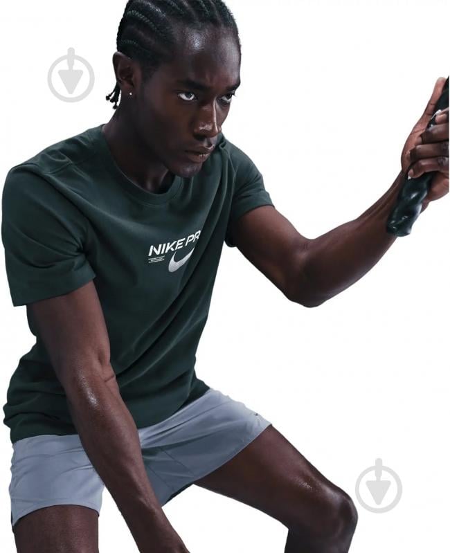 Футболка Nike M NK DF TEE NIKE PRO TRAINING HV4131-390 р.L зелений - фото 2 Футболка Nike M NK DF TEE NIKE PRO TRAINING HV4131-390 р.L зелений - фото 2