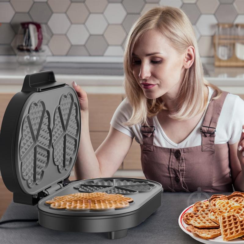Вафельница Black+Decker BXFC3200E - фото 6