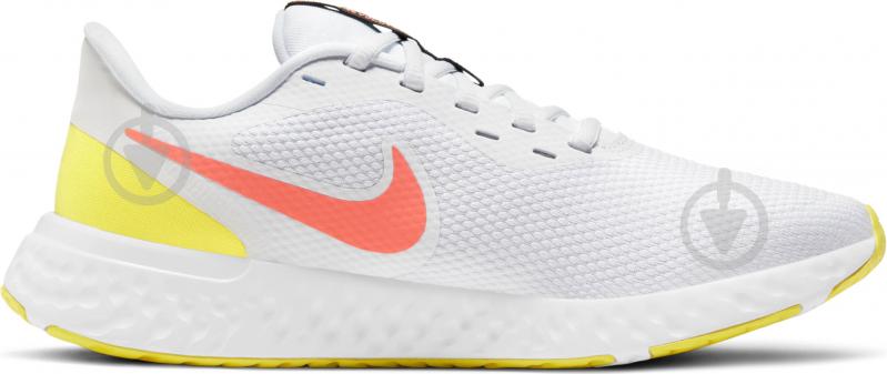 Кросівки жіночі літні Nike Revolution 5 BQ3207-107 р.35,5 білі - фото 2