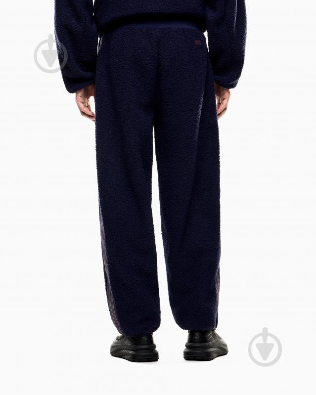 Брюки EA7 TRAIN 7.0 U PANTS CH PL TEDDY 7X000212-AF18559-UB114 р. M синий - фото 2 Брюки EA7 TRAIN 7.0 U PANTS CH PL TEDDY 7X000212-AF18559-UB114 р. M синий - фото 2