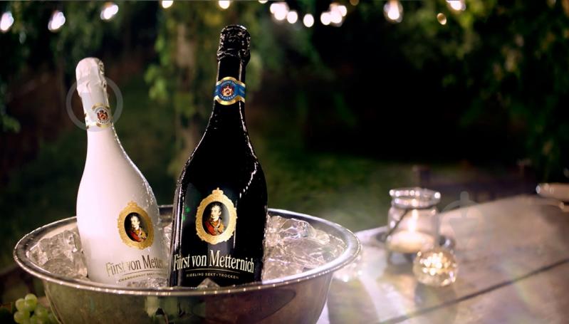 Вино игристое Furst von Metternich Riesling белое сухое 0,75 л - фото 8 Вино игристое Furst von Metternich Riesling белое сухое 0,75 л - фото 8