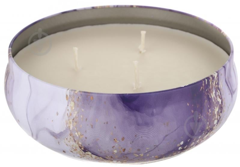 Свічка ароматична у металевій банці Марбл фіолетова 13,4x5 см - фото 1