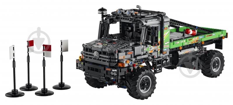 Конструктор LEGO Technic Грузовик Mercedes-Benz Zetros 4x4 с управлением из приложения 42129 - фото 4