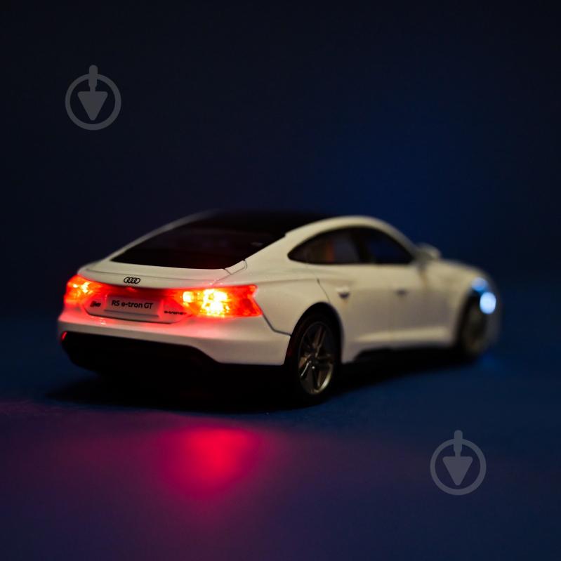 Машинка Автопром 1:36 Audi RS e-tron GT 68717 - фото 3