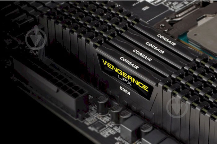 Оперативна пам'ять Corsair DDR4 SDRAM 32 GB (2x16GB) 3600 MHz (CMK32GX4M2D3600C18) Vengeance LPX Black - фото 2