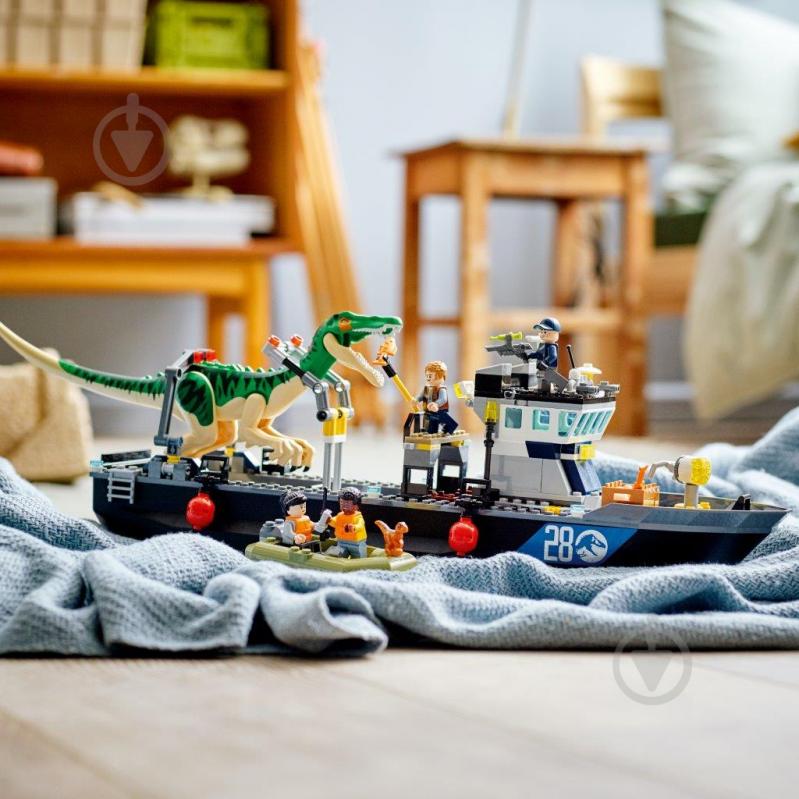 Конструктор LEGO Jurassic World Побег барионикса на катере 76942 - фото 8