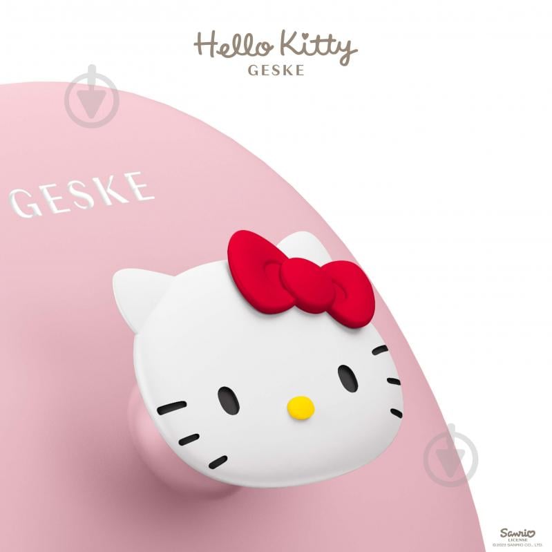 Косметическая щеточка для лица GESKE Facial Brush 3 в 1 by Hello Kitty розовый с держателем - фото 2