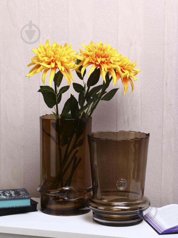 Ваза стеклянная Wrzesniak Glassworks Stamp 30 см коричневая 17-11364 - фото 6 Ваза стеклянная Wrzesniak Glassworks Stamp 30 см коричневая 17-11364 - фото 6