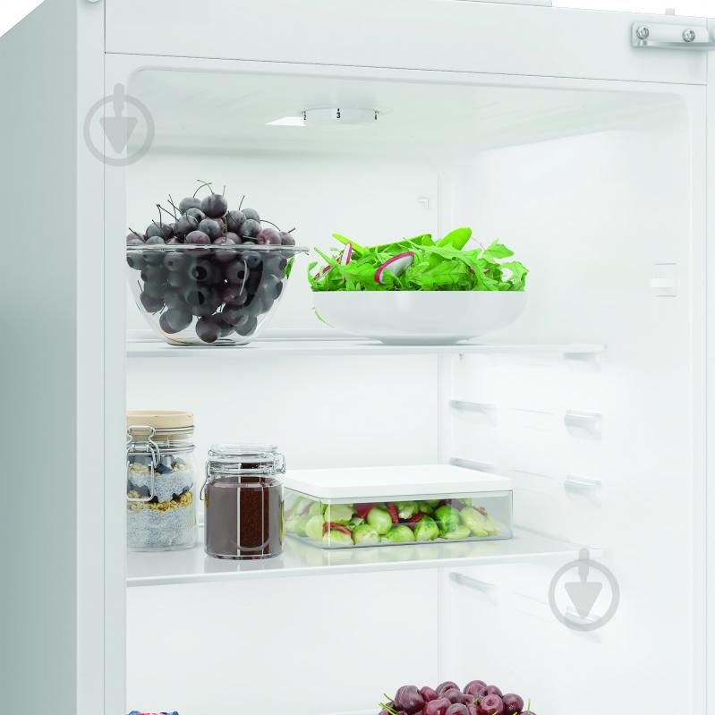 Встраиваемый холодильник Indesit KINH 1271 B4E - фото 12