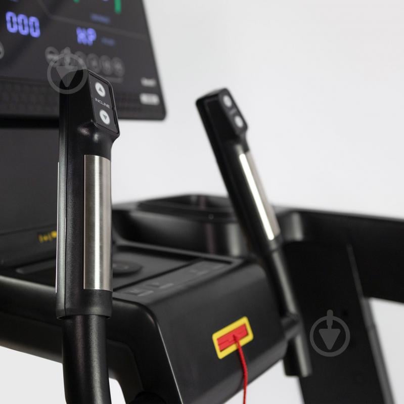 Беговая дорожка FitLogic T745 - фото 6