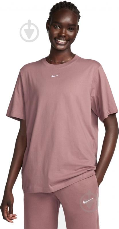 Футболка Nike W NSW TEE ESSNTL LBR FD4149-208 р.XS коричневий - фото 1