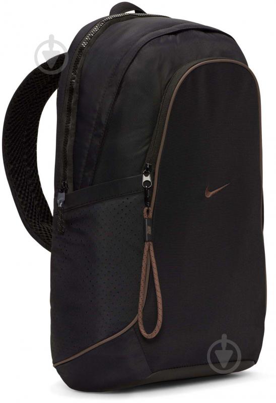 Рюкзак Nike ESSENTIALS DJ9789-010 20 л черный - фото 2 Рюкзак Nike ESSENTIALS DJ9789-010 20 л черный - фото 2