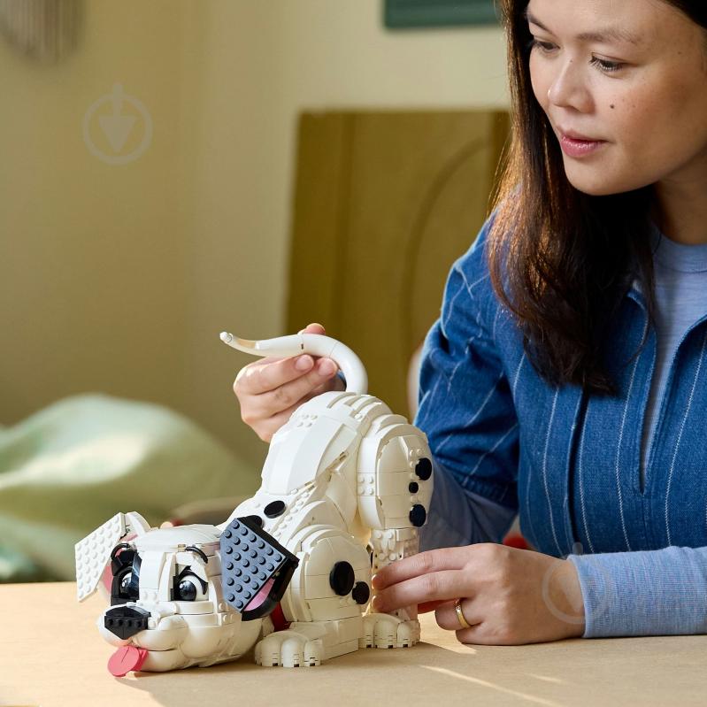 Конструктор LEGO Disney 101 далматинець 43269 - фото 10 Конструктор LEGO Disney 101 далматинець 43269 - фото 10