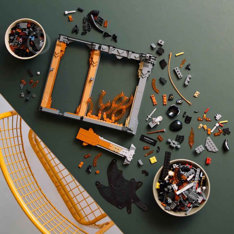 Конструктор LEGO Icons Володар перснів: Балроґ. Книжковий куточок 10367 - фото 11 Конструктор LEGO Icons Володар перснів: Балроґ. Книжковий куточок 10367 - фото 11