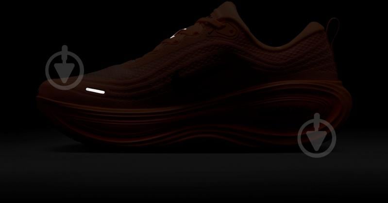 Кроссовки Nike Vomero Plus HV8150-801 р.43 - фото 11 Кроссовки Nike Vomero Plus HV8150-801 р.43 - фото 11