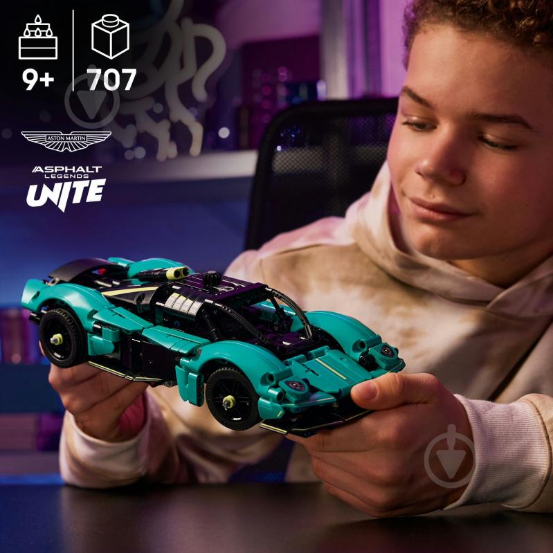 Конструктор LEGO Technic Aston Martin Valkyrie 42208 - фото 4