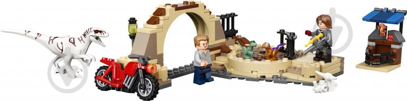 Конструктор LEGO Jurassic World Переслідування атроцираптора на мотоциклі 76945 - фото 3