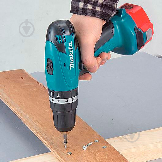 Шуруповерт ударный аккумуляторный Makita 8391DWAE - фото 4