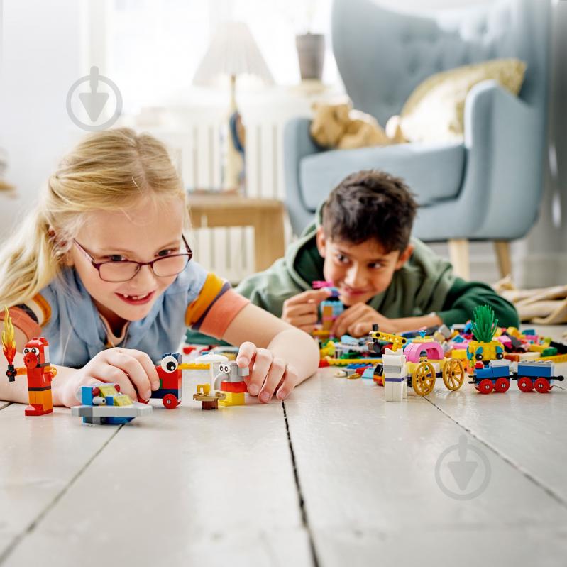 Конструктор LEGO Classic 90 лет игры 11021 - фото 4 Конструктор LEGO Classic 90 лет игры 11021 - фото 4