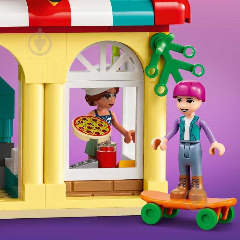 Конструктор LEGO Friends Пиццерия Хартлейк Сити 41705 - фото 9