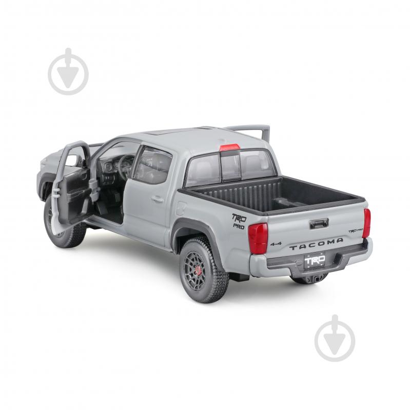 Машинка Maisto 1:24 іграшкова 2023 Toyota Tacoma TRD TRO 32910 grey - фото 3