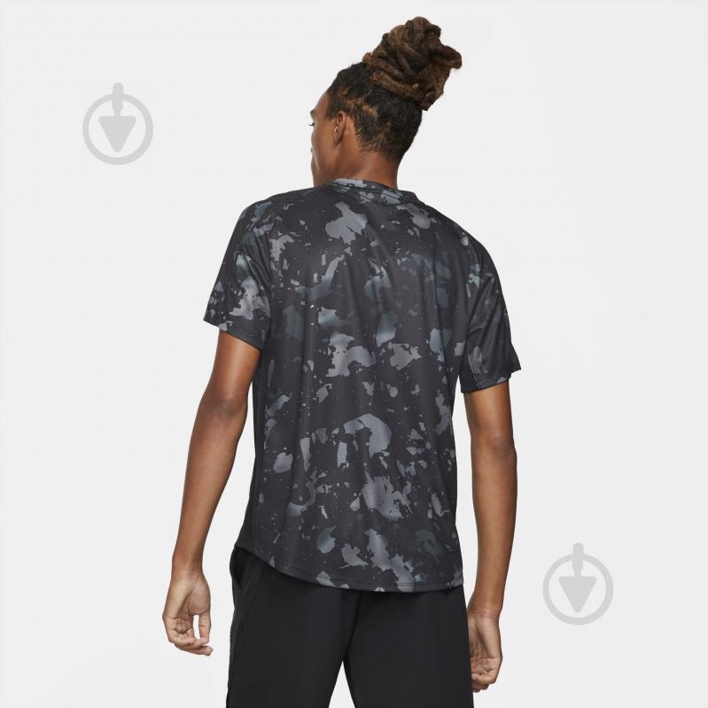 Футболка Nike M NKCT DRY VICTORY TOP PRINT CV3135-013 р.2XL чорний - фото 2