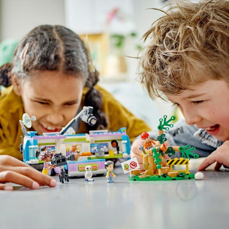 Конструктор LEGO Friends Фургон новостной редакции 41749 - фото 4