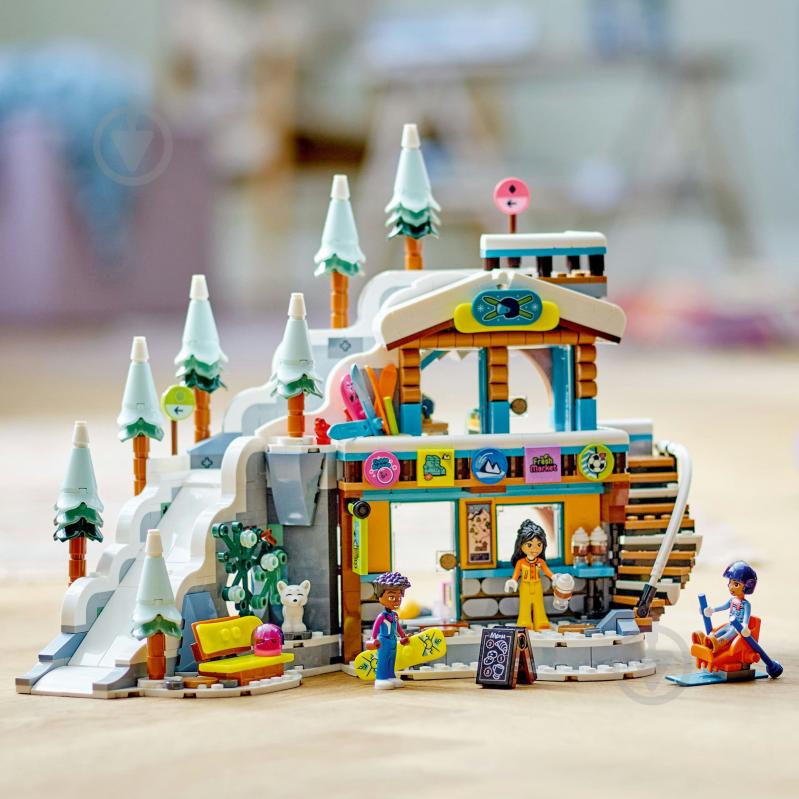 Конструктор LEGO Friends Праздничная горнолыжная трасса и кафе 41756 - фото 6