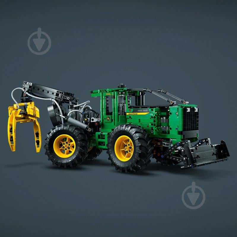 Конструктор LEGO Technic Трелевочный трактор John Deere 948L-II 42157 - фото 9