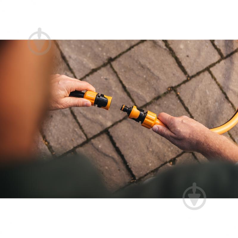 Конектор Fiskars для шланга 13-15 мм (1/2-5/8'') з автостопом Watering - фото 2