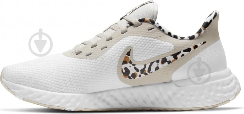 Кроссовки женские летние Nike Revolution 5 Premium DA3083-110 р.40,5 белые - фото 2