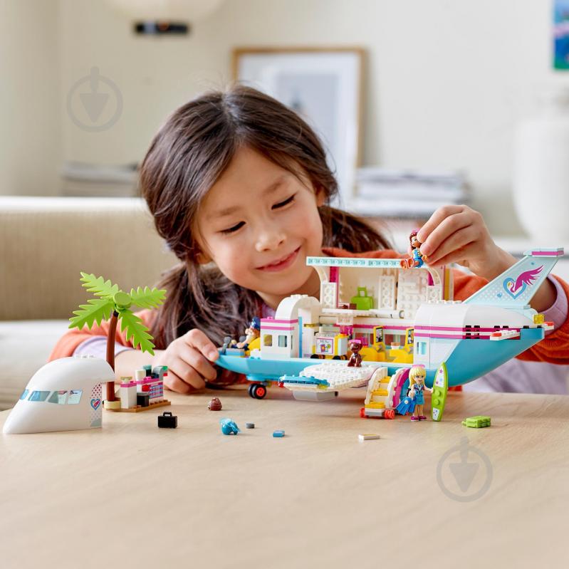 Конструктор LEGO Friends Самолет в Хартлейк Сити 41429 - фото 14