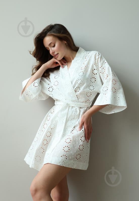 Халат женский MISO цветок большой р. M молочный 15406 - фото 1 Халат женский MISO цветок большой р. M молочный 15406 - фото 1