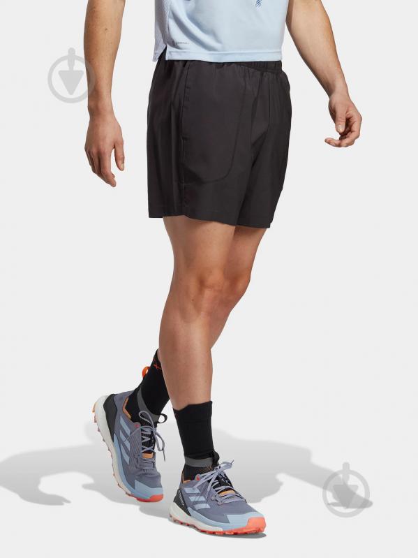 Шорти Adidas MT SHORT HM4013 р. L чорний - фото 2