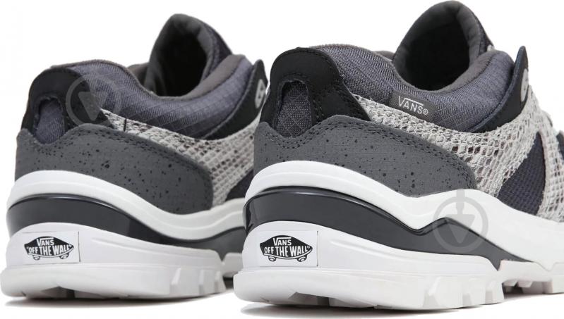 Кросівки Vans U CLASSICS+ VN0A7TO292F1 р.37 сірі - фото 5 Кросівки Vans U CLASSICS+ VN0A7TO292F1 р.37 сірі - фото 5