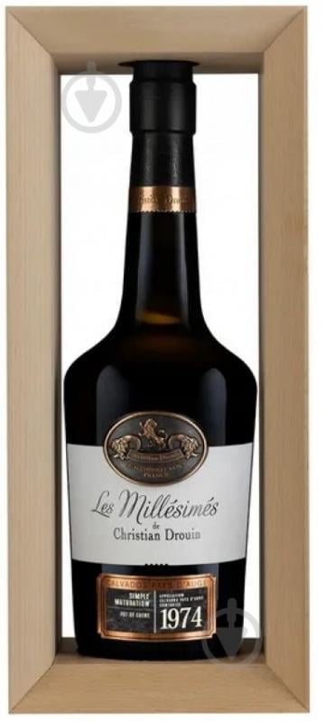 Кальвадос Christian Drouin 1974 р. 0,7 л - фото 1 Кальвадос Christian Drouin 1974 р. 0,7 л - фото 1