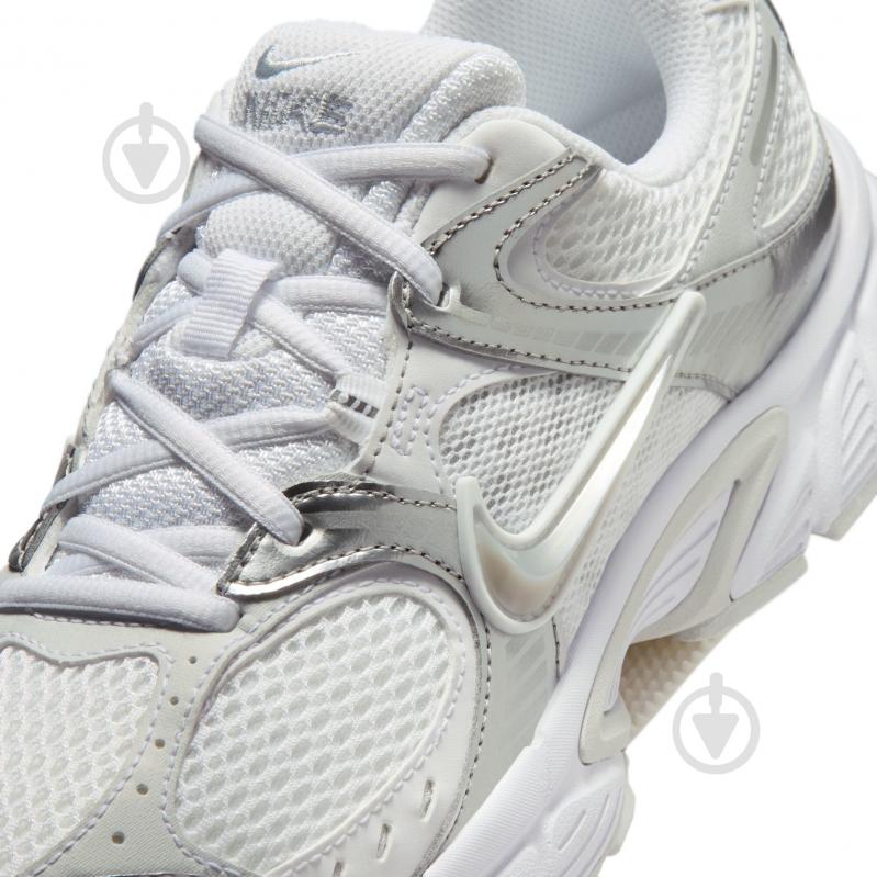 Кроссовки Nike V5 RNR HQ7901-112 р.40 - фото 10 Кроссовки Nike V5 RNR HQ7901-112 р.40 - фото 10
