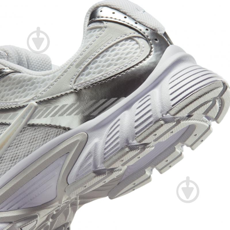 Кросівки Nike V5 RNR HQ7901-112 р.41 - фото 11