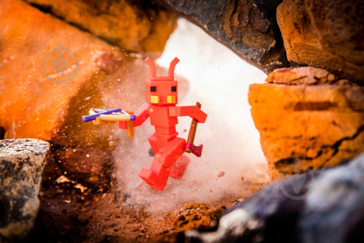 Фигурка Roblox Jazwares коллекционная Core Figures Booga Booga Fire Ant W5 8 - фото 2